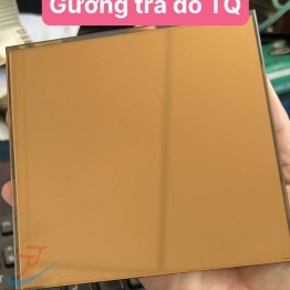 KÍNH THUỶ MÀU TRÀ