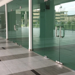 CỬA KÍNH CƯỜNG LỰC BẢN LỀ SÀN
