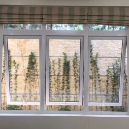 CỬA SỔ NHÔM XINGFA MỞ HẤT