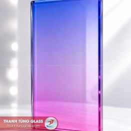 Kính ghép film chuyển màu