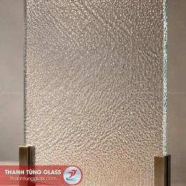 Kính đúc giọt nước