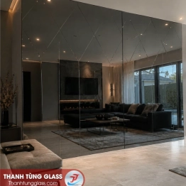 Kính thủy màu xám khói