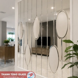 Kính thuỷ ốp tường