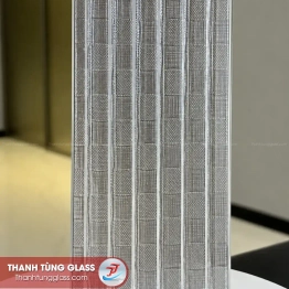 Kính sọc to ghép lụa