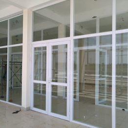 Vách Ngăn Nhôm Kính