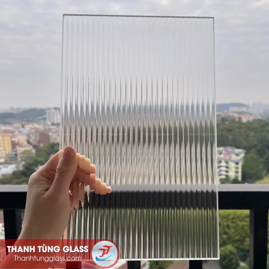 Kính đúc sọc nhỏ