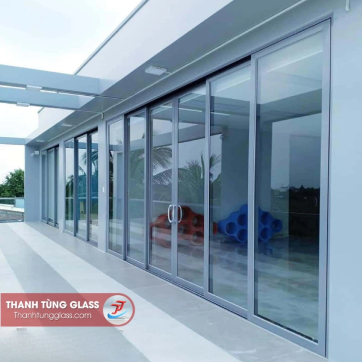 Cửa đi mở trượt nhôm xingfa
