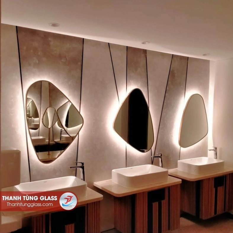 Gương soi nghệ thuật tích hợp đèn LED resort Dốc Lết Nha Trang