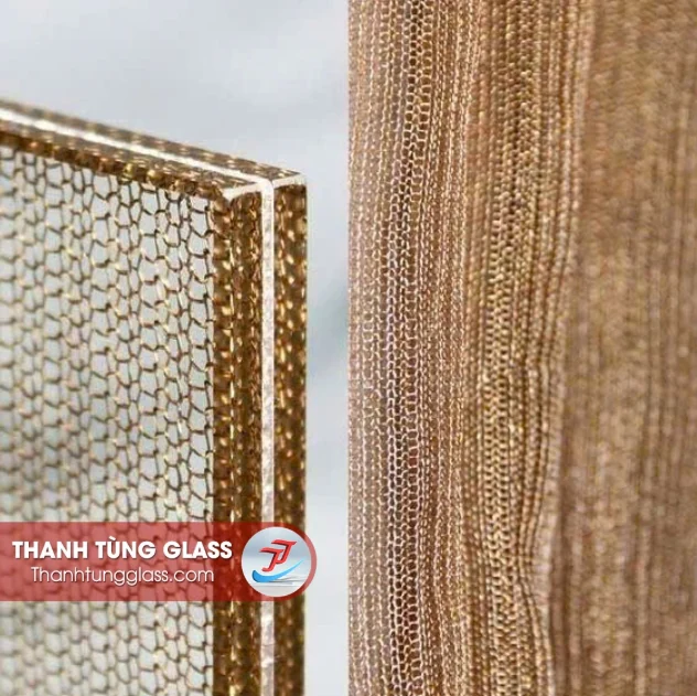Kính ghép lụa