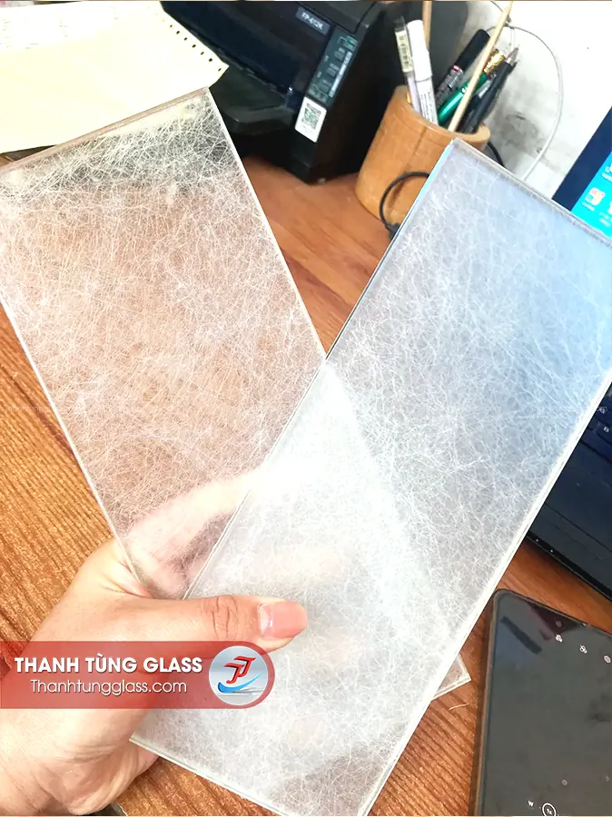 Kính ghép lụa hiệu ứng tơ 