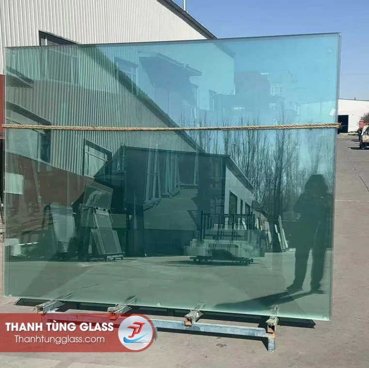 Kính 12 ly quá khổ