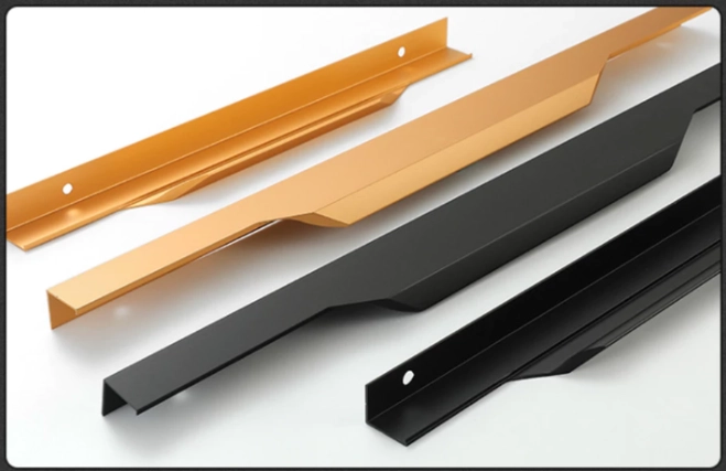 Tay nắm CNC tủ cánh kính