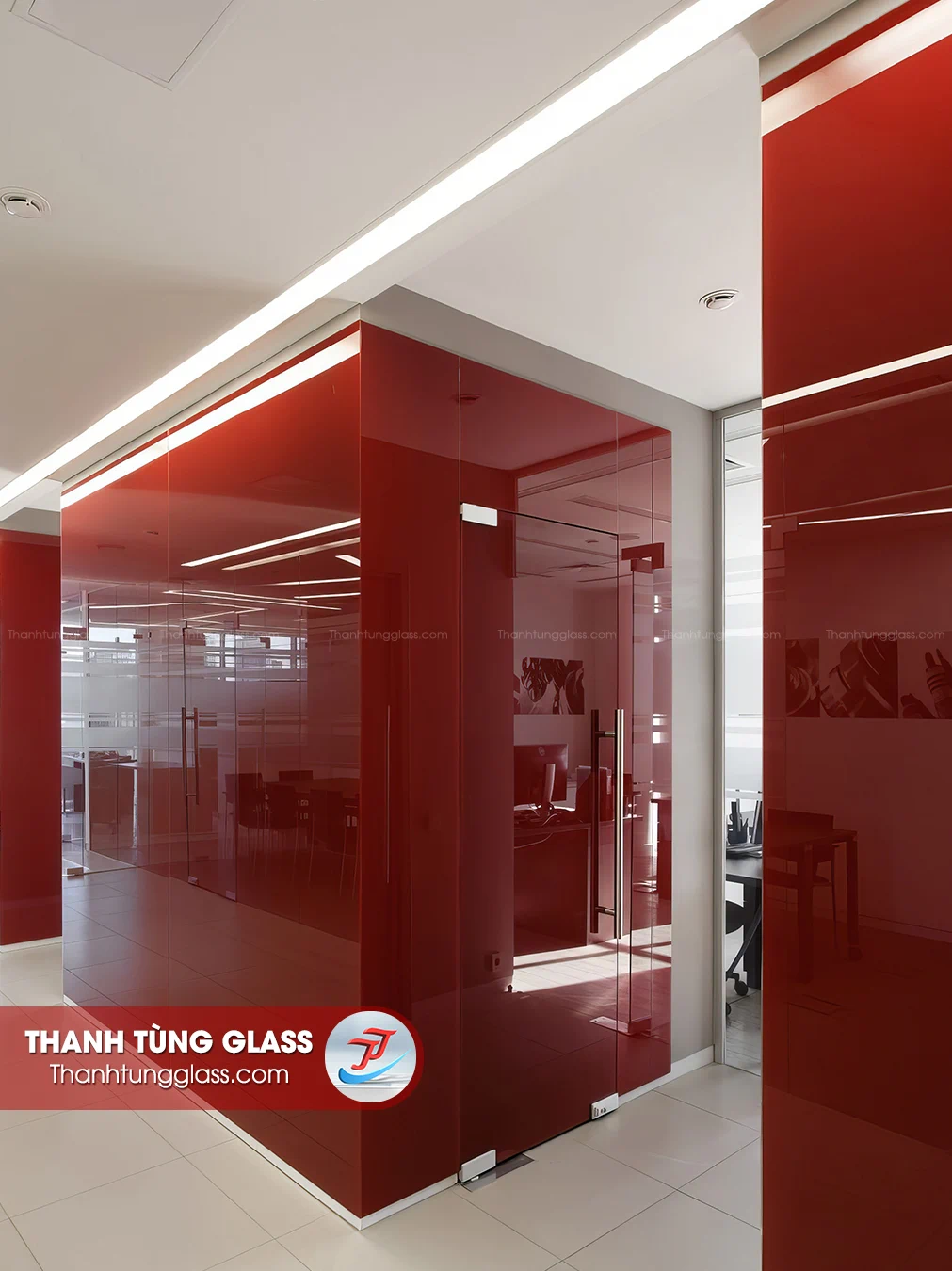 Cách chọn kính trang trí theo vị trí: vách ngăn, ốp tường, ốp bếp, mặt bàn, cầu thang
