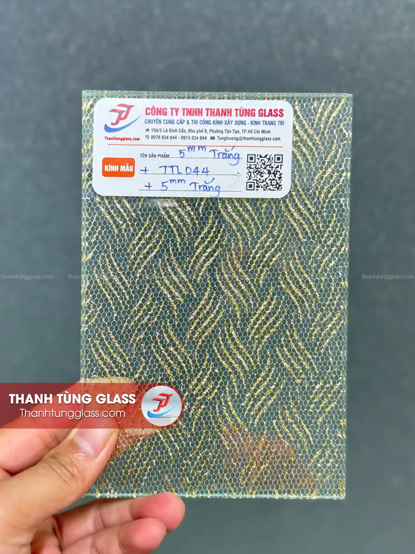 Kính ghép hiệu ứng vân nhũ